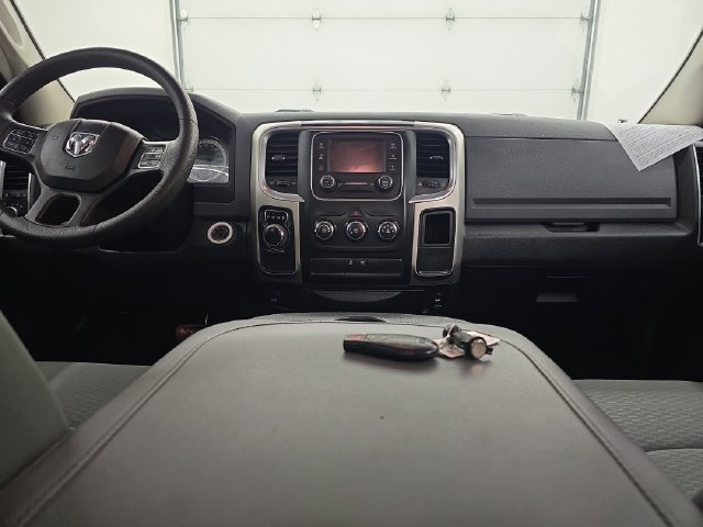 Used 2017 RAM 1500 Classic SLT RWD image 13