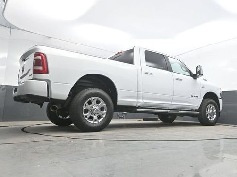 Used 2024 RAM 2500 Laramie AWD/4WD image 23