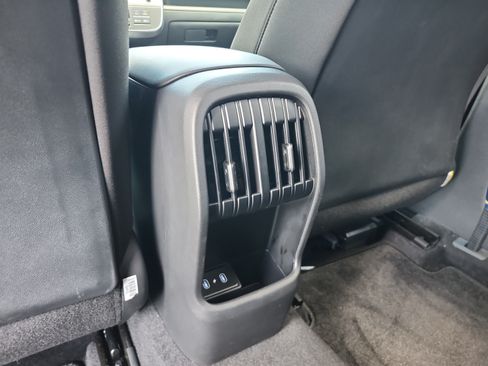 Certified 2024 Hyundai Kona SEL FWD image 18