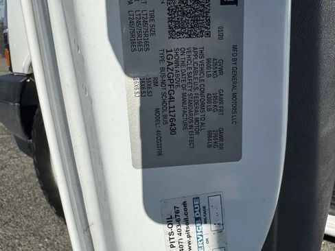 Used 2020 Chevrolet Express 3500 LT w/ LT Preferred Equipment Group image 30