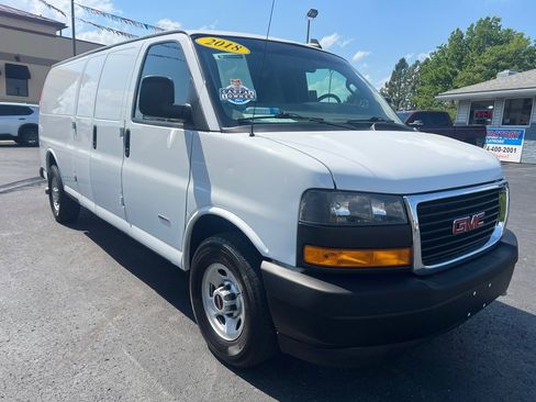 Used 2018 GMC Savana 2500 Extended RWD image 33