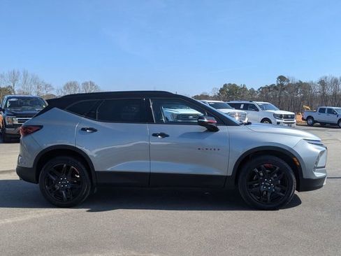 Used 2024 Chevrolet Blazer LT w/ Sound & Technology Package image 2