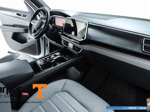 Used 2024 Volkswagen Atlas Cross Sport SEL R-Line AWD/4WD image 72