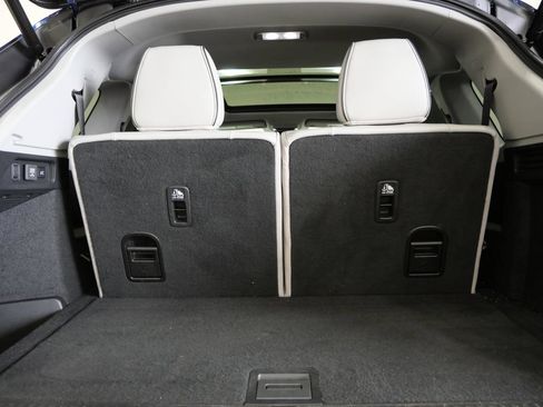 Used 2024 Acura MDX SH-AWD w/ Advance Package image 28