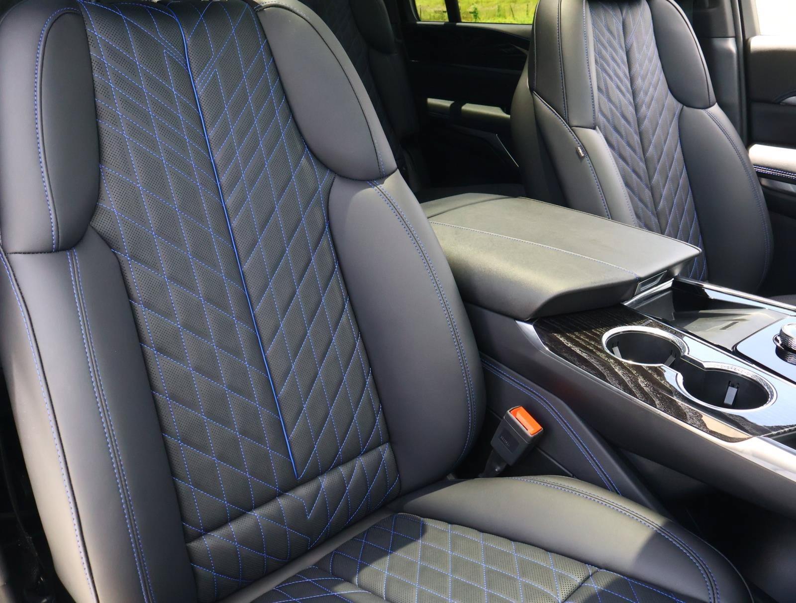 Certified 2026 Cadillac Escalade IQL Luxury AWD/4WD image 23