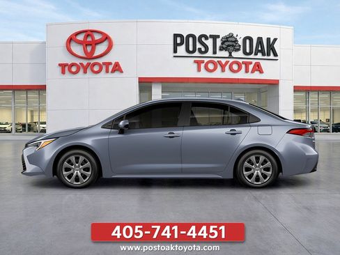 New 2026 Toyota Corolla LE FWD image 2