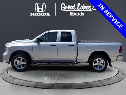 Used 2018 RAM 1500 Express w/ Express Value Package AWD/4WD image 3