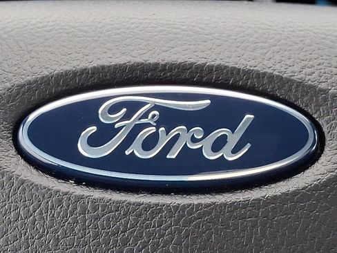 Certified 2024 Ford Edge ST w/ Equipment Group 401A image 31