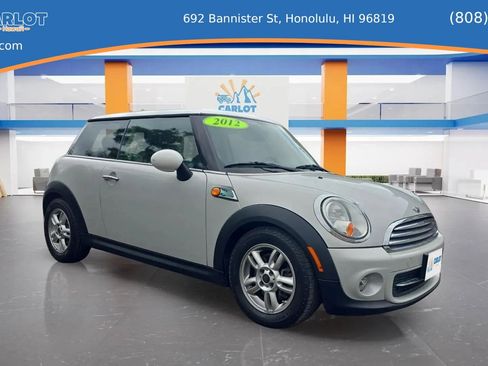 Used 2012 MINI Cooper Hardtop FWD image 2