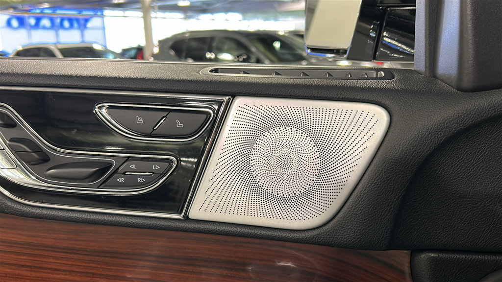 Used 2023 Lincoln Navigator Reserve AWD/4WD image 20