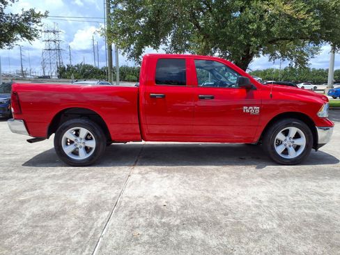 Used 2024 RAM 1500 Classic SLT AWD/4WD image 26