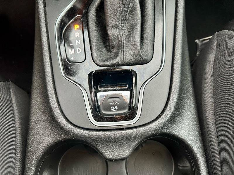 Used 2021 Jeep Cherokee Limited AWD/4WD image 25