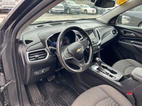 Used 2019 Chevrolet Equinox LT w/ Driver Convenience Package image 19