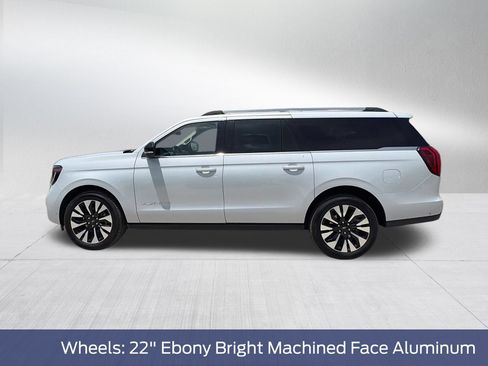 Used 2025 Ford Expedition Max Platinum w/ Driver's Package AWD/4WD image 11