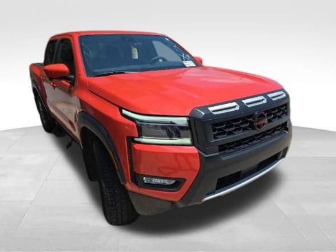 Used 2025 Nissan Frontier Pro-X w/ Pro Convenience Package RWD image 3
