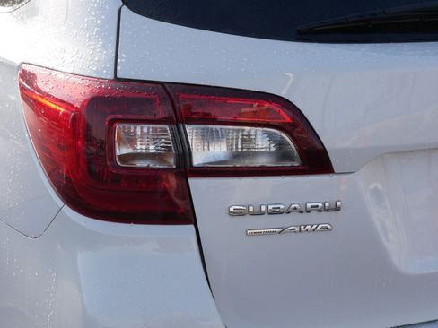 Used 2019 Subaru Outback 2.5i Premium w/ Protection Package #1 image 17