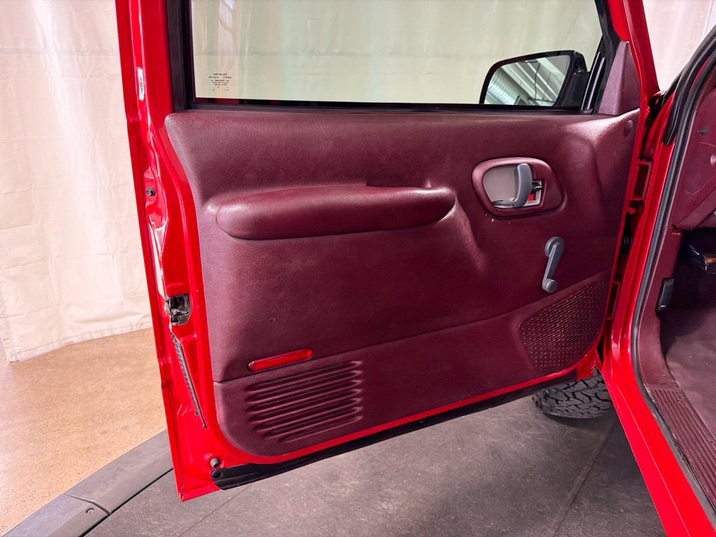 Used 1995 GMC Sierra 2500 4x4 Regular Cab image 4