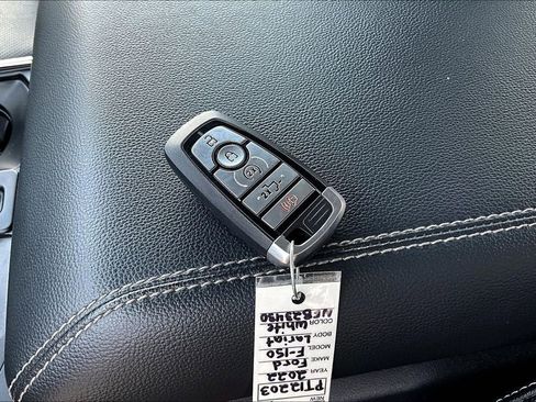 Used 2022 Ford F150 Lariat image 38