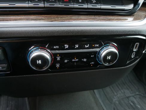 Certified 2024 GMC Sierra 3500 SLE image 28