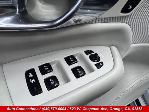 Used 2016 Volvo XC90 T6 Inscription w/ Vision Package AWD/4WD image 25