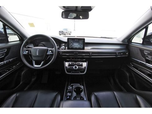 Used 2022 Lincoln Corsair FWD image 9