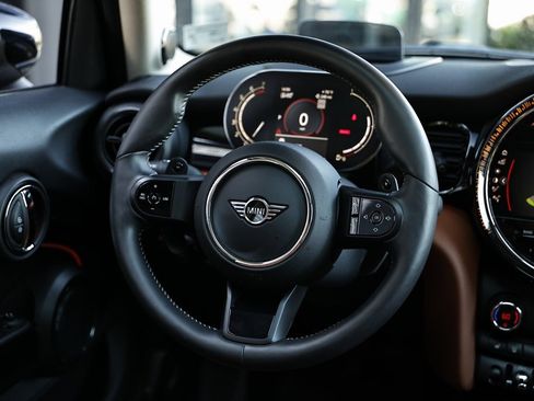 Used 2023 MINI Cooper S image 28