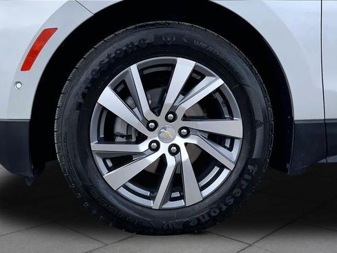 Used 2022 Chevrolet Equinox Premier FWD image 11