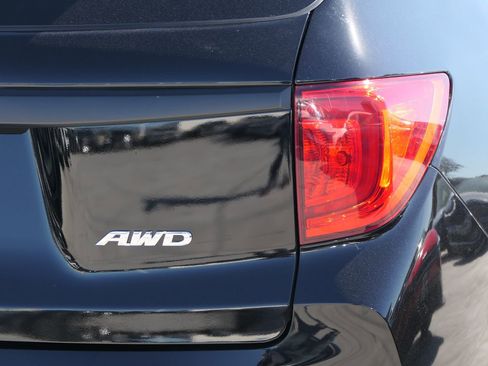 Used 2023 Honda Passport EX-L image 4