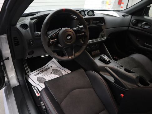 New 2025 Nissan Z NISMO w/ Floor Mat Package image 20