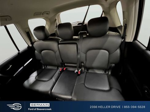 Used 2024 Nissan Armada SV AWD/4WD image 21