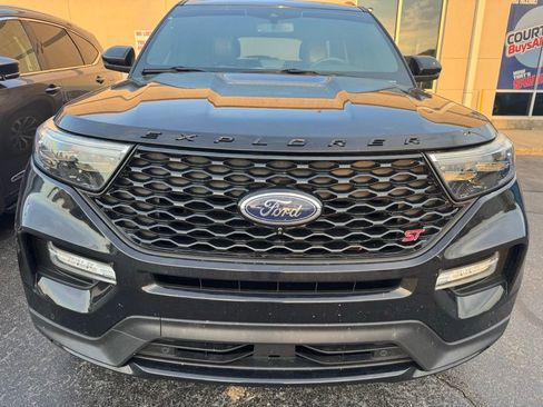 Used 2020 Ford Explorer ST w/ Premium Technology Package AWD/4WD image 9