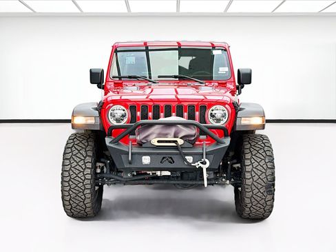 Used 2023 Jeep Wrangler Unlimited Rubicon AWD/4WD image 2