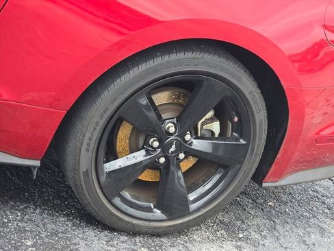 Used 2022 Ford Mustang GT Premium w/ Black Accent Package RWD image 25