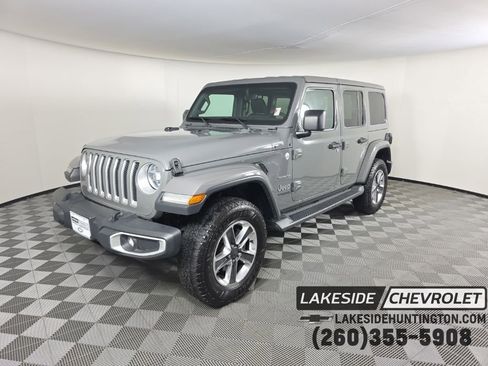 Used 2019 Jeep Wrangler Unlimited Sahara w/ Dual Top Group image 1