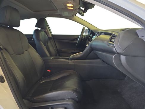 Used 2020 Honda Insight Touring image 24