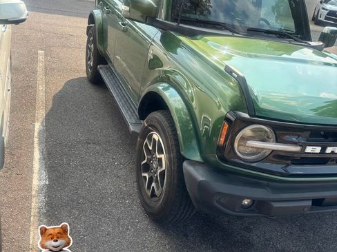 Used 2023 Ford Bronco Outer Banks AWD/4WD image 1