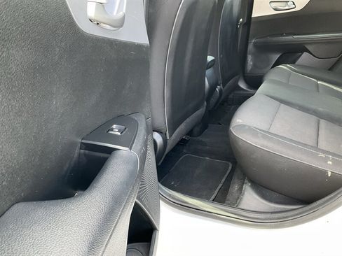 Used 2023 Kia Forte LXS FWD image 14