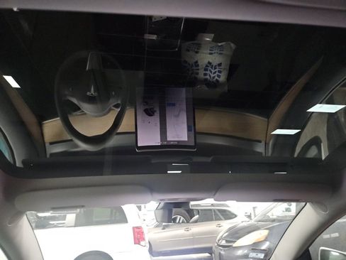 Used 2021 Tesla Model 3 Long Range image 21