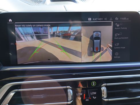 Used 2019 BMW X7 xDrive50i w/ Dynamic Handling Package image 27