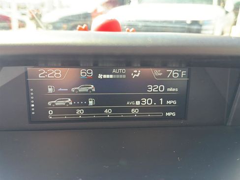 Used 2023 Subaru Forester Premium image 11