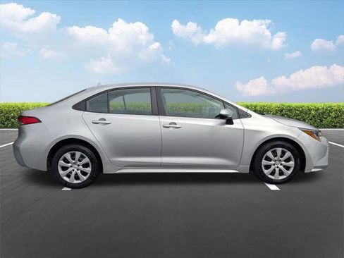 Certified 2024 Toyota Corolla LE FWD image 3