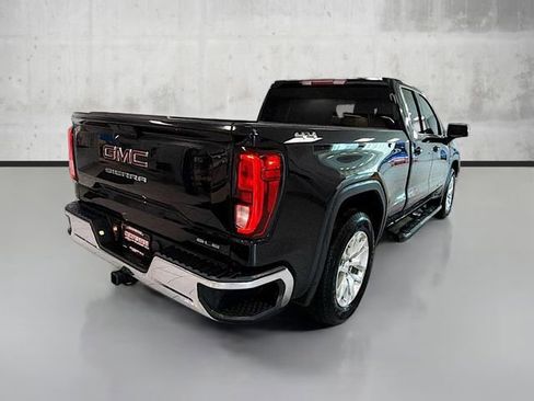 Used 2020 GMC Sierra 1500 SLE w/ SLE Convenience Package image 4