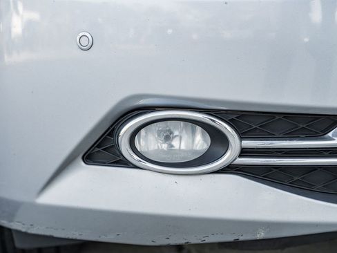 Used 2017 Honda Odyssey Touring Elite image 11