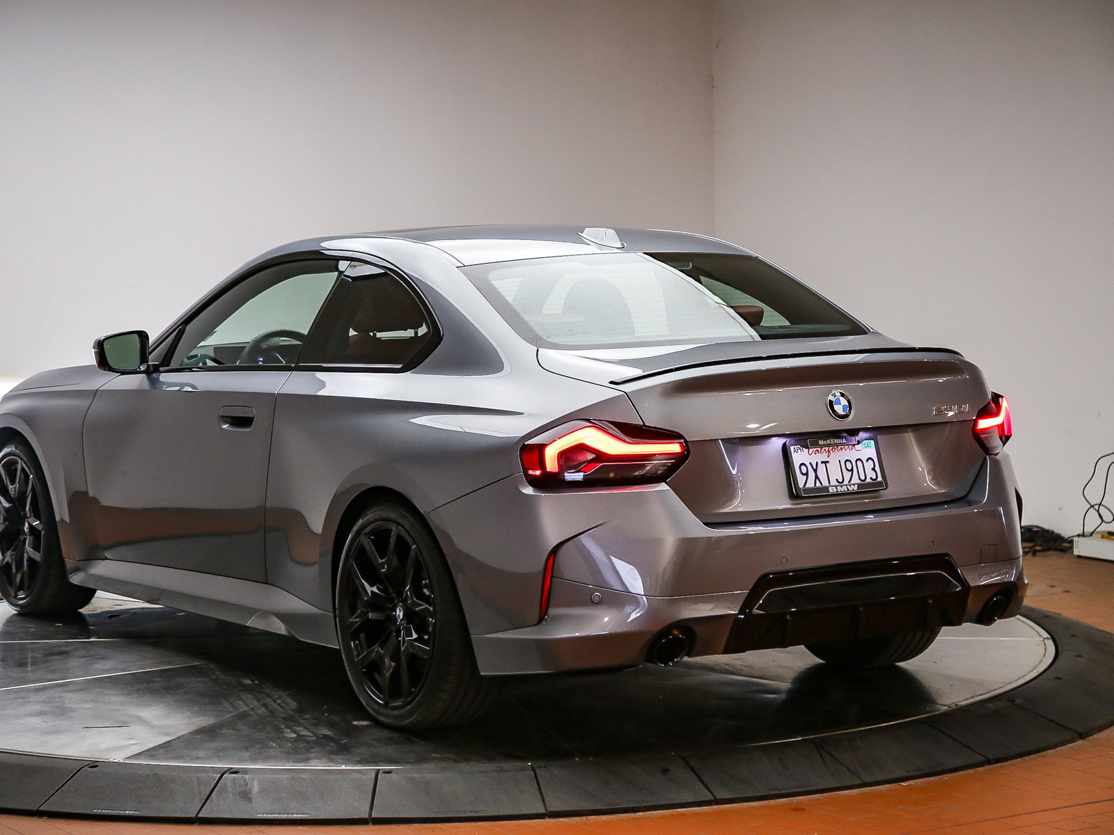 Used 2026 BMW 230i Coupe w/ Premium Package RWD image 5