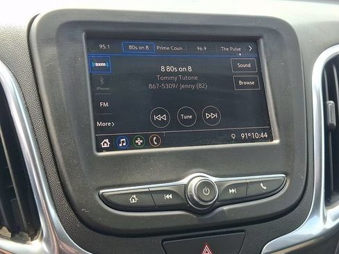 Used 2021 Chevrolet Equinox LT AWD/4WD image 16