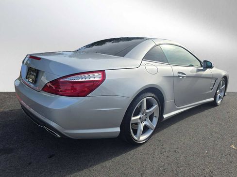 Used 2014 Mercedes-Benz SL 550 image 3