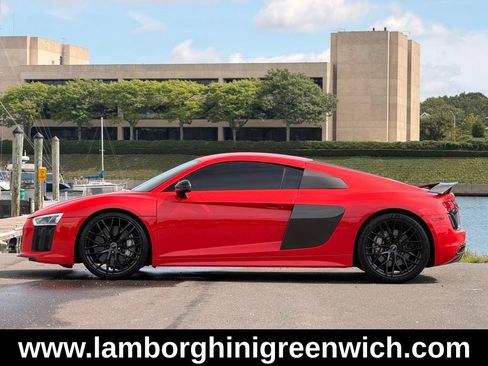 Used 2018 Audi R8 V10 plus AWD/4WD image 2