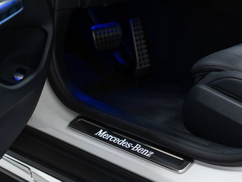 Used 2025 Mercedes-Benz E 450 4MATIC All-Terrain Wagon w/ Multicontour Seating Package image 12