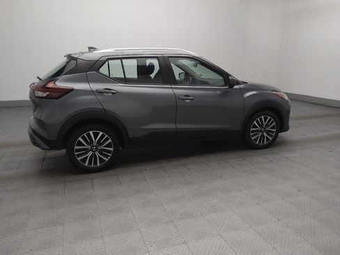 Used 2021 Nissan Kicks SV FWD image 10