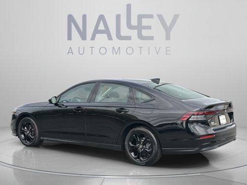 Certified 2025 Honda Accord SE image 3